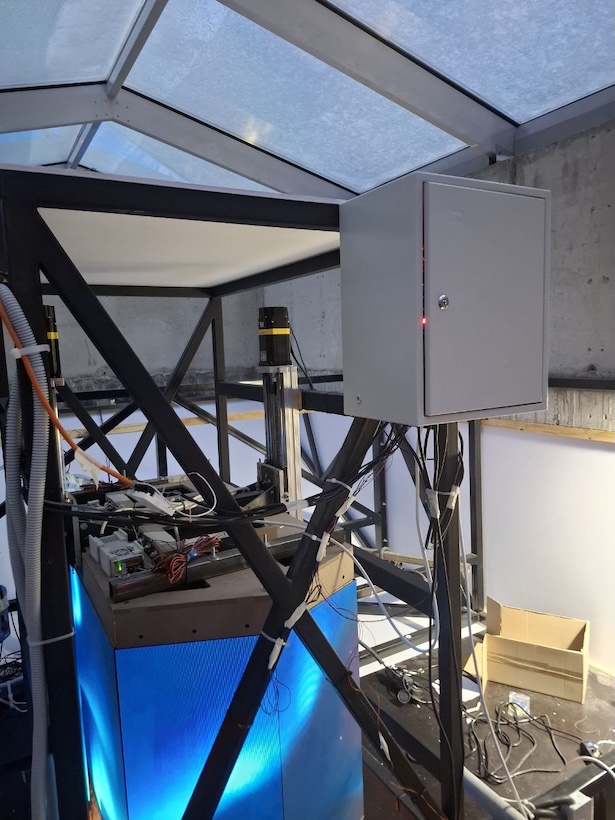 Шкаф управления серводвигателями